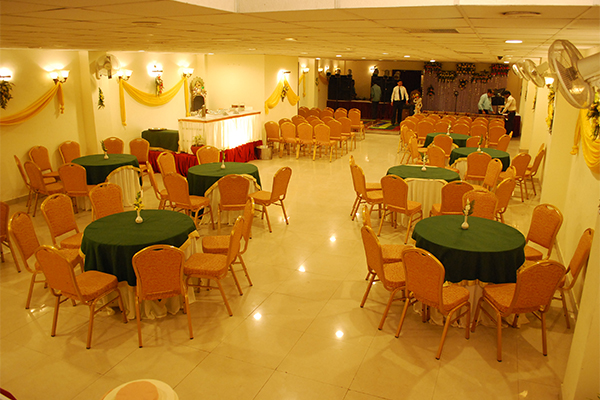 Hotel Diplomat Residency