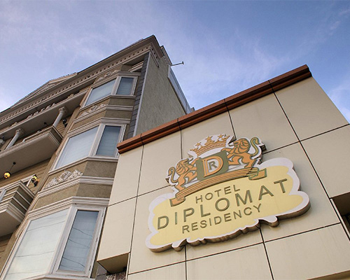 Hotel Diplomat Residency