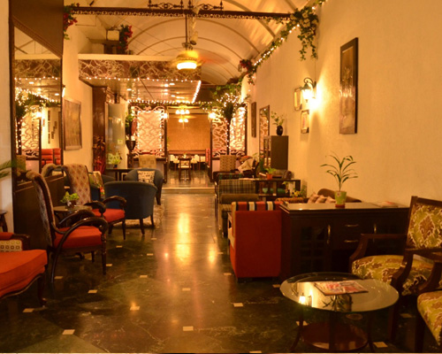 Hotel Diplomat Residency